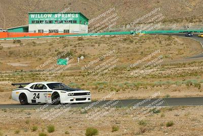 media/Jun-01-2025-CalClub SCCA (Sun) [[eae223c5dd]]/Group 6/Qualifying/